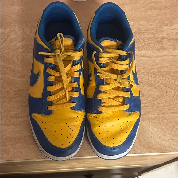 Nike Blue and Yellow Men's Sneakers - Picture 1 of 2